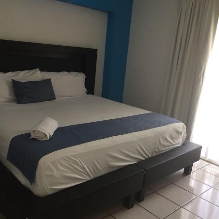 Hotel Santa Cruz Tehuantepec Santo Domingo Tehuantepec Esterno foto